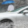 Nevreme u narednih sat vremena pogodiće ova 2 okruga: Mogući sugradica i jak vetar