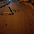 Dva meseca ovako viri cev