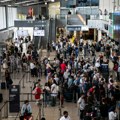 Zbog oluje zatvoren aerodrom, zaustavljeni vozovi u Mađarskoj