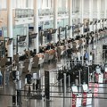 Stjuardese u štrajku, prizemljeno na stotine aviona