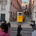 Električna uspinjača u Lisabonu iskočila iz šina, 15 ljudi poginulo