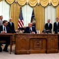 Трампова освета: Србију чекају кардиналне последице ако су тачне оптужбе о умешаности Вучића у наводну крађу избора у САД…
