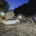 (FOTO) Zemljotres magnitude 4,7 blizu Napulja uzrokovao manje štete na zgradama i prekid struje