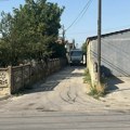 Kamioni Komunalca i u sokacima oko Kosovske, smeće više ne ostavljati na trotoaru