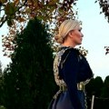 "Uzeli su mi firmu od 129 miliona €": Naša pevačica tvrdi da je prevarena nakon smrti muža, iznela detalje