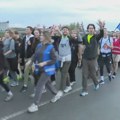 Novosadska kolona se bliži Beogradu - "ostaćemo potpuno ispravni i čestiti"