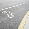 Први пут у историји Новог Сада укинута бициклистичка стаза – једна од најважнијих у граду