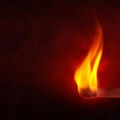 Uhapšen opasan piroman u novom sadu Za sat vremena zapalio bar pet kontejnera (video)