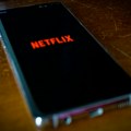 Policija u akciji suzbijanja “Netfliks” fišing prevare na internetu uhapsila osam osoba
