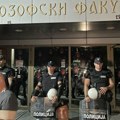 Studenti NS: Dekan Alanović je odgovoran za policijsko nasilje ispred Filozofskog fakulteta