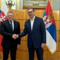 Vučić se sastao sa Ficom u Pekingu