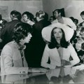Како је Бјанка Џегер исписала нова правила одевања за младе