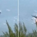Stravičan sudar 2 helikoptera tokom gašenja požara u Grčkoj: Ima mrtvih, snimljen trenutak nesreće (Video)