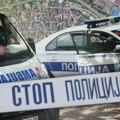 Udes na auto-putu "Miloš Veliki": Vozač električnog automobila udario u kamion koji je obezbeđivao mesto ranije nesreće