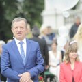Samo je ova koleginica Žike Šarenice došla na sahranu njegove žene: Voditeljka se nije odvajala od njega