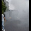 Srećom na vreme uočili dim: Autobus u Sarajevu planuo, putnici bežali (video)