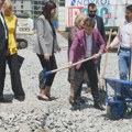 Položen kamen temeljac za izgradnju osnovne škole i vrtića u Beogradu na vodi