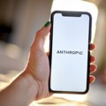 Google pod lupom britanskih regulatora zbog Anthropica