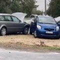 Saobraćajka kod Odžaka: Sudarila se dva automobila, objavljen snimak sa mesta nesreće (video)