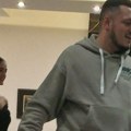 Paparaco! Anđela završila na intervenciji, Gastoz se ne odvaja od nje: Evo gde se nalaze nakon priča o raskidu