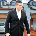 Vila u kojoj živi Sloba Radanović sa porodicom u jednom delu kao crkva: kandila, ikone preko celog zida, sveće (foto)