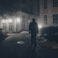 Panika u srpskom komšiluku! "Fantom" se šunja ulicama, krenule noćne patrole: Ponaša se bizarno i uteruje strah u kosti…