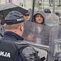 PUF: Aktivisti želeli da postave pitanja Vučiću, završili u policijskoj stanici