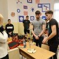 Elektrotehnička škola "Nikola Tesla" u Beogradu ima čime da se pohvali: Moderni kabinet za fiziku za nove uspehe…