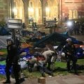 Policija demontirala propalestinski kamp na univerzitetu UCLA i pohapsila demonstrante