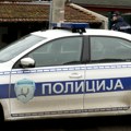 Mortus pijan se zakucao u zid kuće! Karambol u Beogradu - policija mu u kolima našla pištolj i nož!