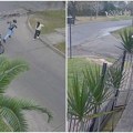(Video) Pokušali da opljačkaju ženu na ulici a onda je usledio šok: Nisu ni slutili sa kim imaju posla