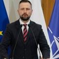 "Poljska neće slati vojsku u Ukrajinu": Ministar odbrane obećao logističku podršku u stabilizaciji situacije