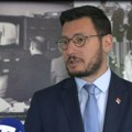 Barac: Cilj blokada da se destabilizuje Srbija i uznemire građani