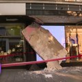 Ko je odgovoran za pad nadstrešnice u centru Beograda
