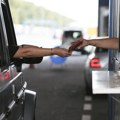 Pojačan saobraćaj na granicama: Do 60 minuta čekanja na pojedinim prelazima ka Srbiji