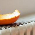 Naše bake su decenijama stavljale koru mandarine na šporet - a sada se pojavio novi trik sa citrusnim voćem koji je oduševio…