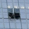 Mali avion udario u najviši neboder u Pekingu: Policija blokirala područje