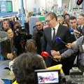 Vučić sebi pripisuje zasluge za privremeno ukidanje sankcija SAD, opozicija ga demantuje