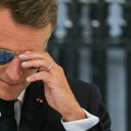 Francuska ne podnosi svog predsednika, Makronova popularnost pala na istorijski minimum
