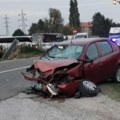 Teška nezgoda na Ibarskoj magistrali: Dva vozila se sudarila na skretanju za Ljig, jedno lice povređeno (FOTO)