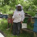 Deka Staniša je najstariji pčelar u Srbiji! Vitalan kao momčić, po sezoni izvrca na stotine kila meda: Mladima otkrio svoju…