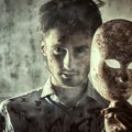 Ovo su jasni znaci da imate posla sa psihopatom Evo kako da ih prepoznate na vreme - bežite glavom bez obzira!