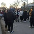 Stanovnici naselja Crvena Zvezda za ponedeljak najavili blokadu naselja zbog problema sa strujom