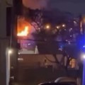 Požar na Altini: Šestoro na VMA zbog gušenja dimom u zgradi u Zemunu (video)