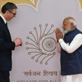 Modi organizuje svečanu večeru: Vučić sedi pored Makrona (foto, video)