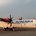 Avion sa evakuisanim građanima sa Bliskog istoka sleteo noćas u Beograd