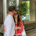 "Potrebe svodimo na materijalne, a odnosi su instant" Jelena pevaču rodila troje dece, on priznao: "U braku sam nezreo"