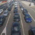 Gužva na graničnom prelazu Horgoš: Na ulazu u Srbiju čeka se 30 minuta, kolone se neprestano formiraju