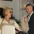 "Mi smo svi ludi": Brena se oglasila nakon viralnog snimka gde "otima" mikrofon Džejli, pa se obratila Priji
