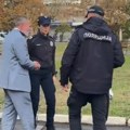 Direktora gimnazije izveli sa lisicama, kao kriminalca, Vučević šokiran